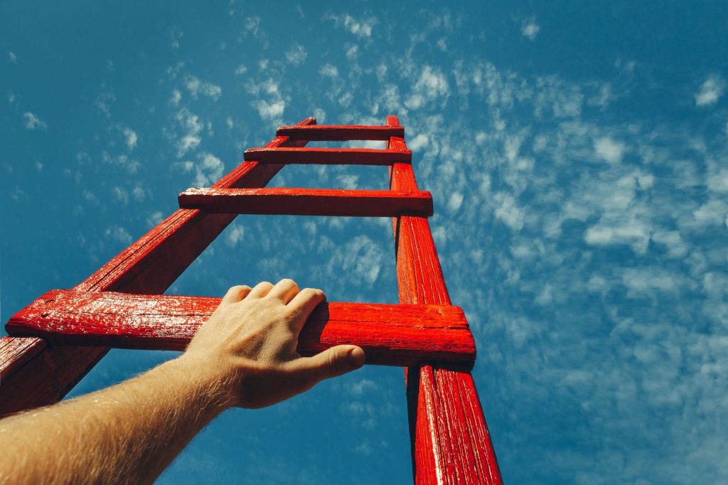 Internship, Work experience, resume, reasons why doing an internship is important, Build Confidence