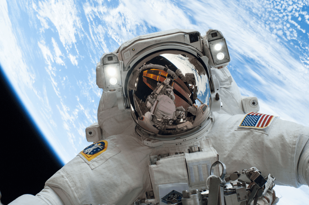 Astronaut astrobiology