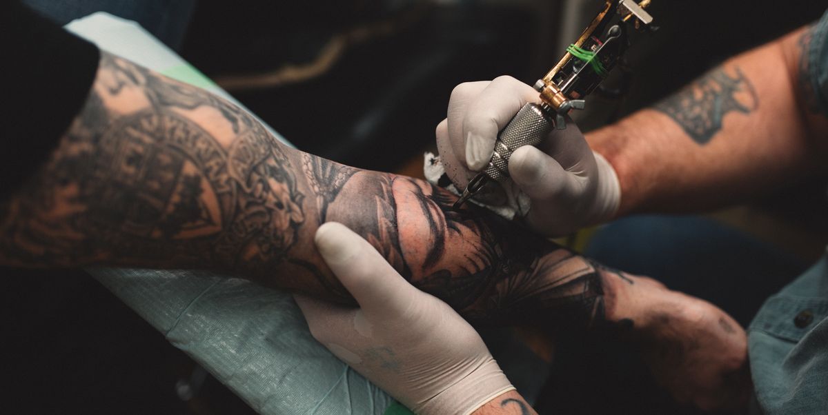 Tattoo Artists Face a Grayer Palette in Europe  The New York Times