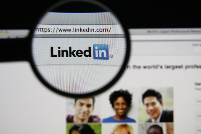 LinkedIn, LinkedIn profile tips