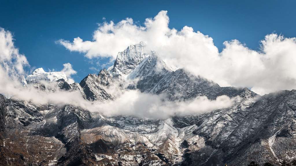 How Did Santosh Begin To Climb Mountains