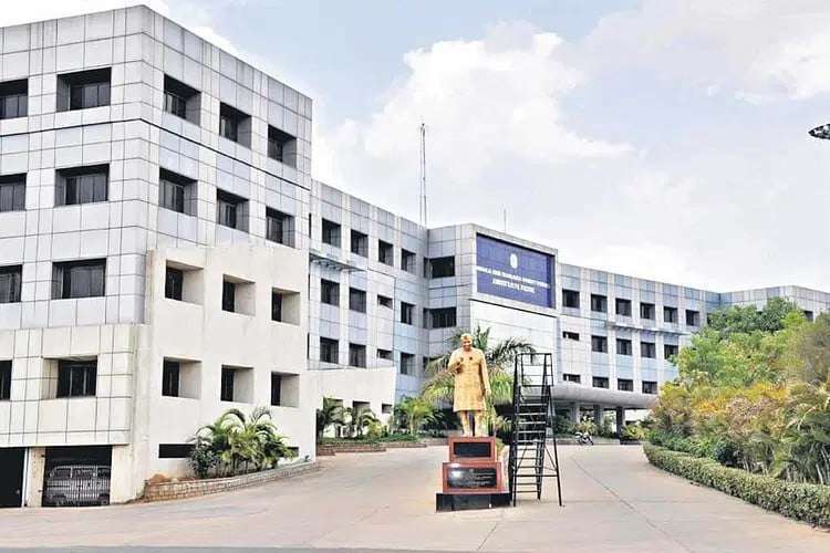 Jawaharlal Nehru Technological University (jntu), Hyderabad