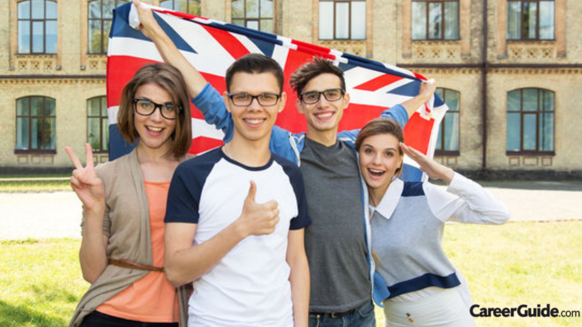  What are the requirements to apply for undergraduate courses in the UK